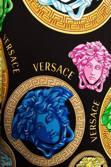 versace wallpaper 4k|medusa head versace wallpaper.